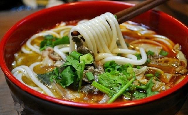 温州酸辣粉培训_温州烧烤培训_温州金师傅小吃培训